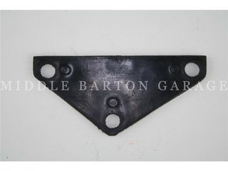 ENGINE MOUNT PLATE 600/850